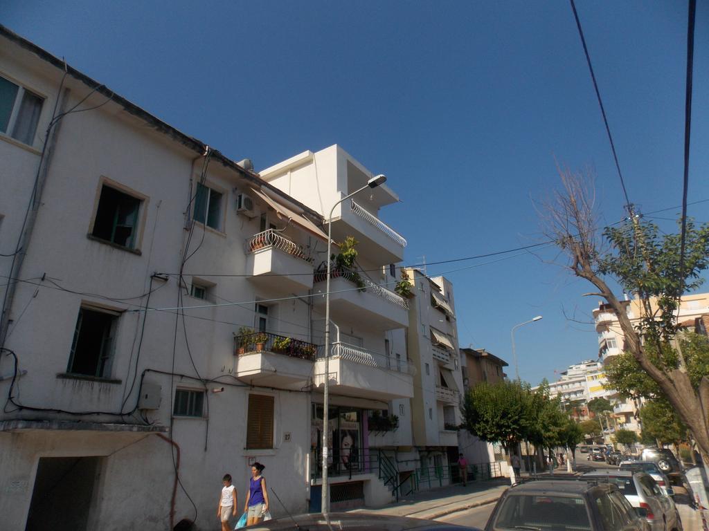 Linda Home Sarandë Exteriör bild